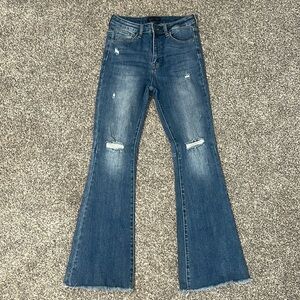 Risen Flare Jeans